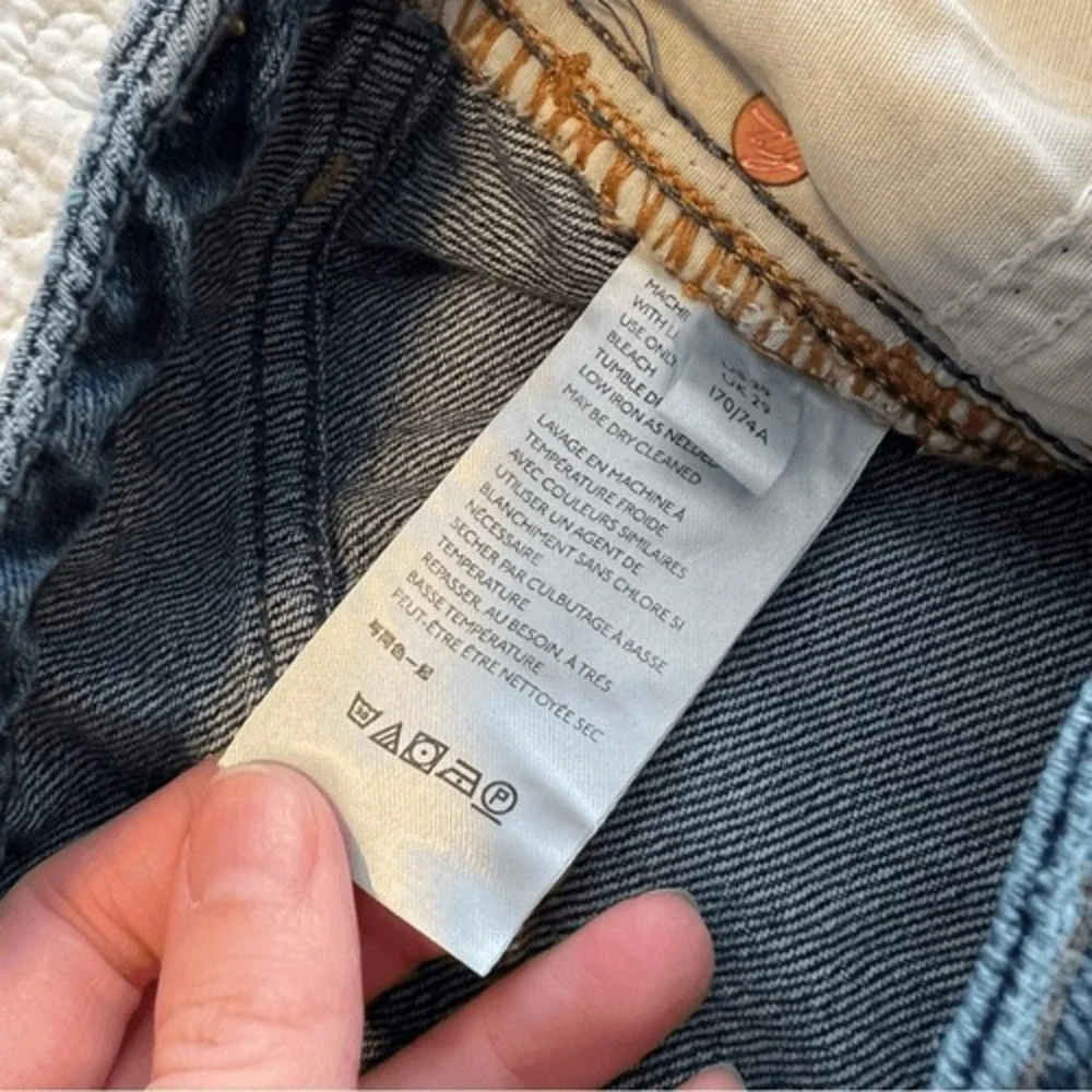 ✨ Free People We the Free Women's Denim Button Fly Mini Skirt Raw Hem 29